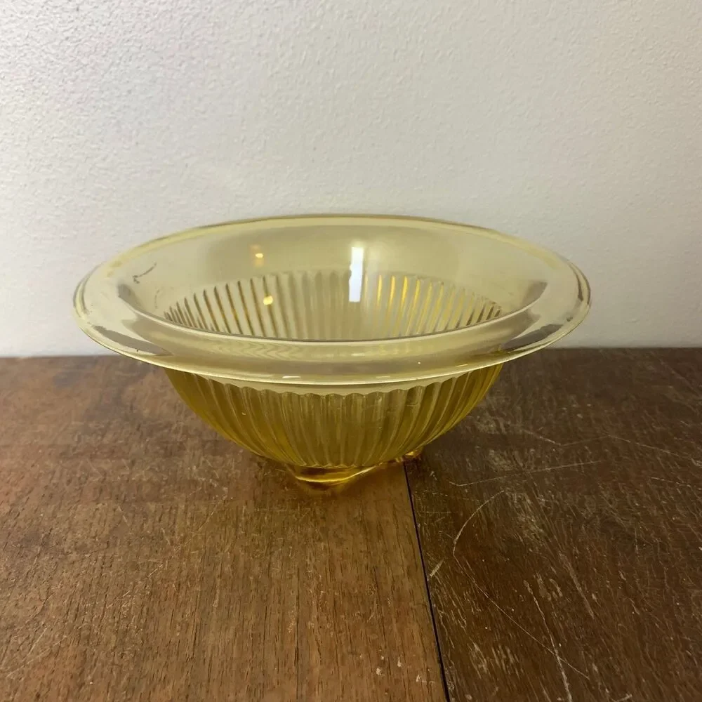 Federal Glass Yellow Vertical Ribbed‎ Depression Rolled Rim Mixing Bowl